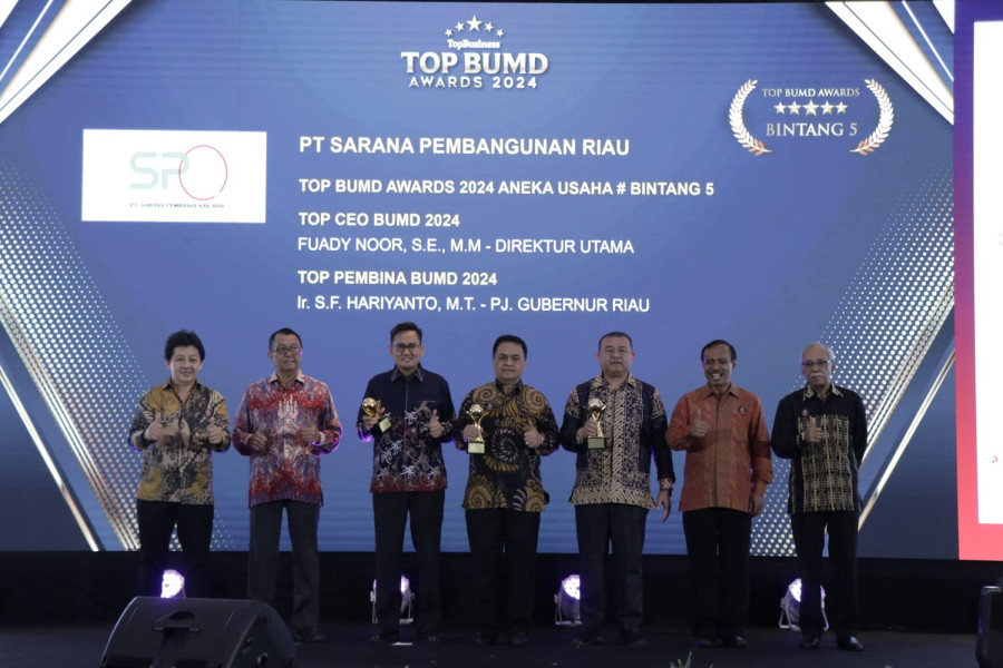 PT SPR Kembali Raih Penghargaan Top BUMD Awards 2024 dan PJ Gubri Raih Top Pembina BUMD