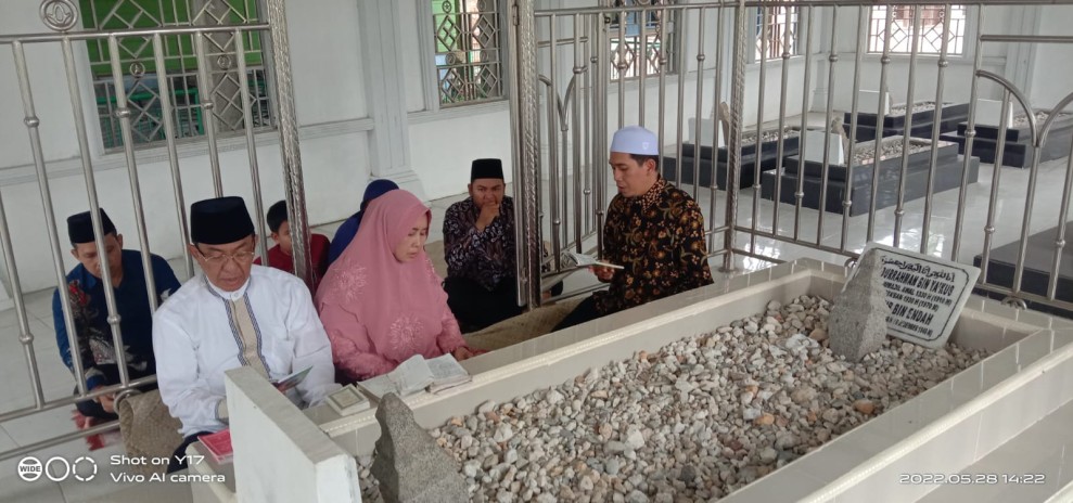 Wisata Religi ke Makam Tuan Guru Reteh Syeik Abdurrahman Yaqub