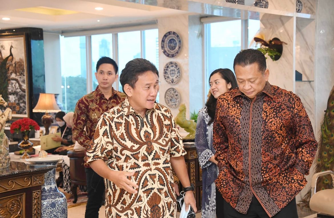 Ketua MPR RI Bamsoet Dorong Dewan Komisioner OJK 2022-2027 Jaga Kondusifitas Ekosistem Industri Keuangan Nasional