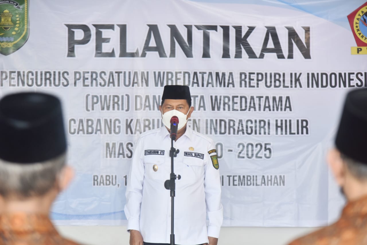 Wabup H Syamsuddin Uti Lantik Pengurus PWRI Cabang Inhil Periode 2020-2025