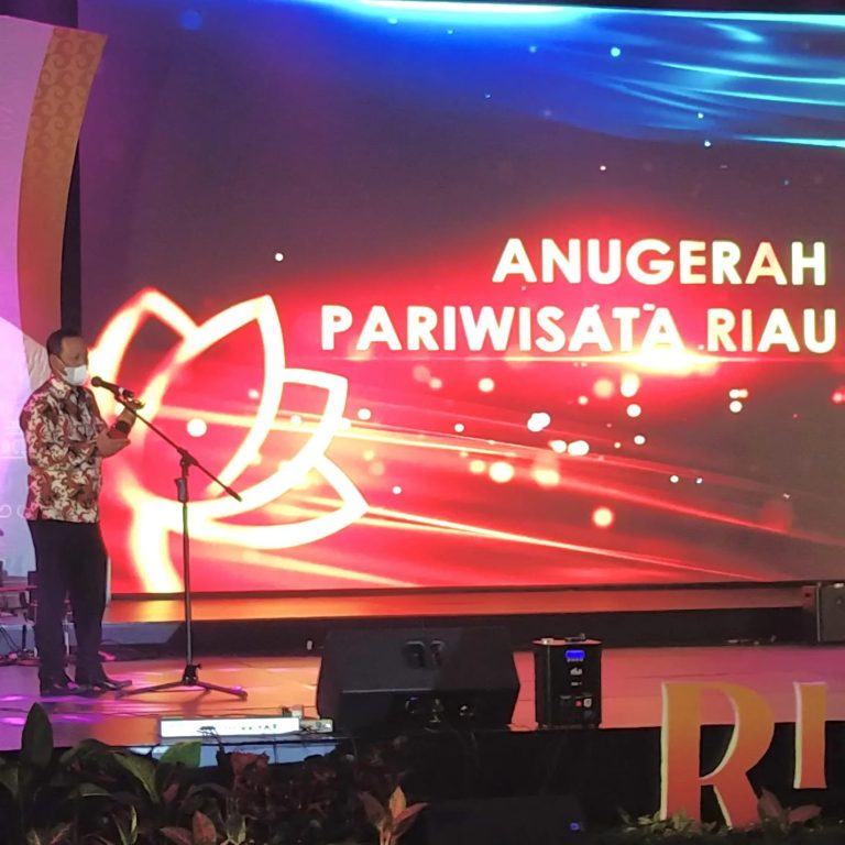 Inhu Raih Dua Piala pada Ajang Anugerah Pariwisata Riau 2022
