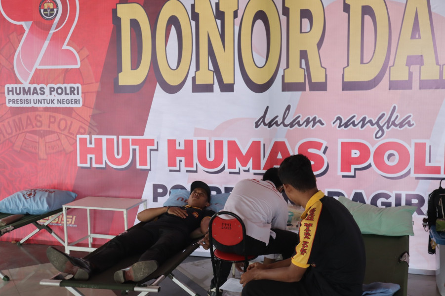 HUT Humas Polri, Puluhan Kantong Darah Terkumpul Saat Donor Darah di Polres Inhu