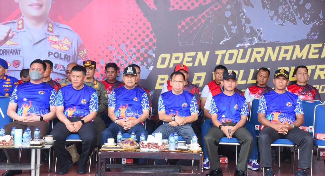 Wabup H Syamsuddin Uti Buka Turnament Bola Volly Putra Kapolres Inhil Cup Tahun 2022