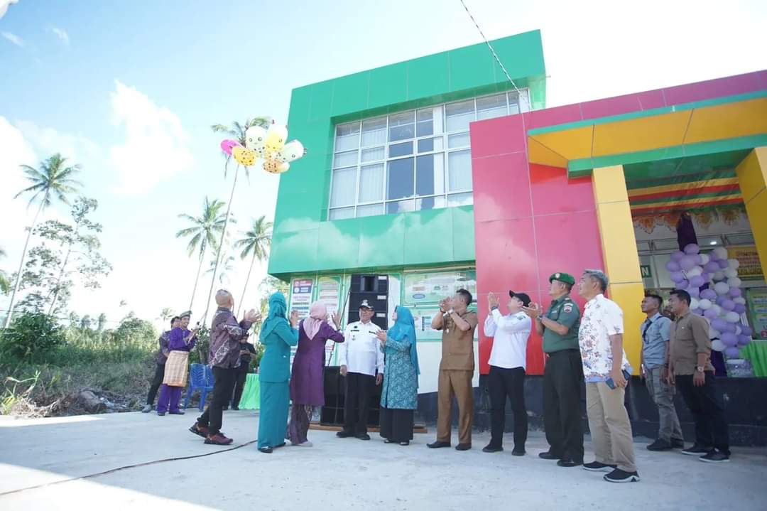 Resmikan Gedung Baru Puskesmas Kecamatan Mandah, Bupati Inhil HM Wardan: Pelayanan Kesehatan Masyarakat Dapat Maksimal