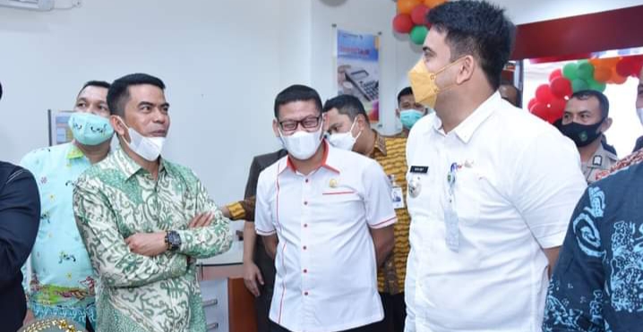 Wakil Ketua DPRD Apresiasi Pembukaan Kedai Syariah Bank Riau Kepri