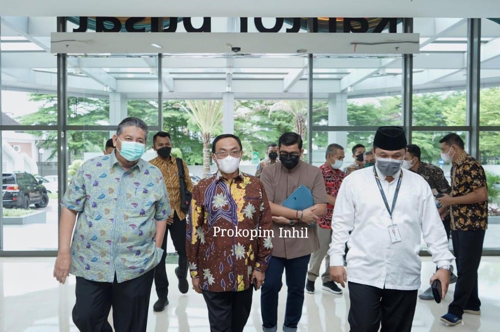 Bupati Inhil Diskusi Rencana Pembiayaan SRG Bersama Bank Riau Kepri