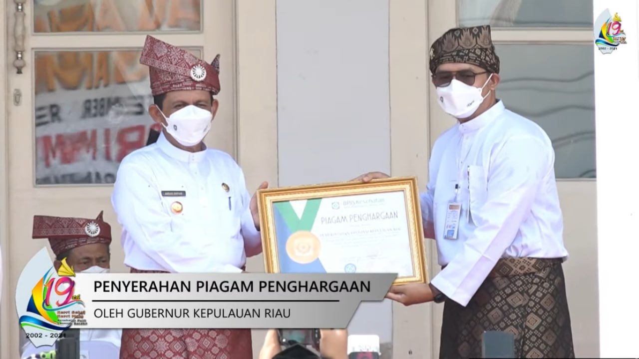 Semarakkan HUT Kepri, BPJS Kesehatan Cabang Tanjungpinang Beri Piagam Penghargaan