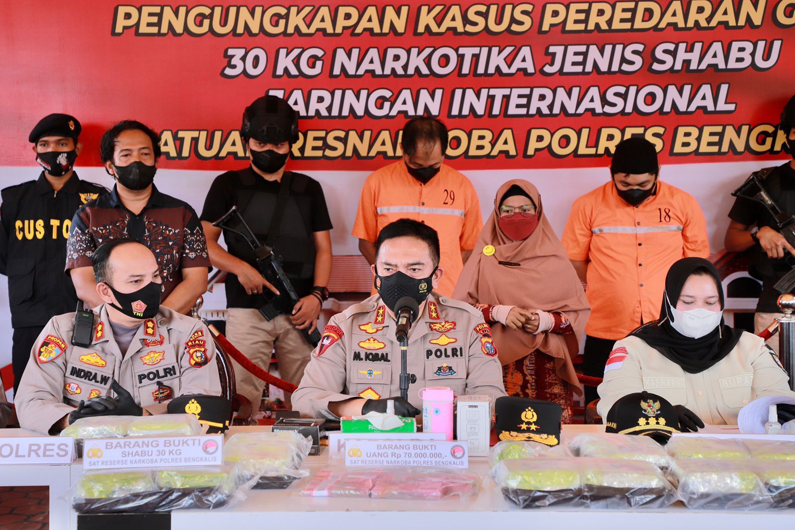 Berhasil Ungkap Narkoba 30 Kg Sabu, Kapolda Riau Datangi Mapolres Bengkalis : Kejar dan Tindak Tegas Bandar Narkoba!