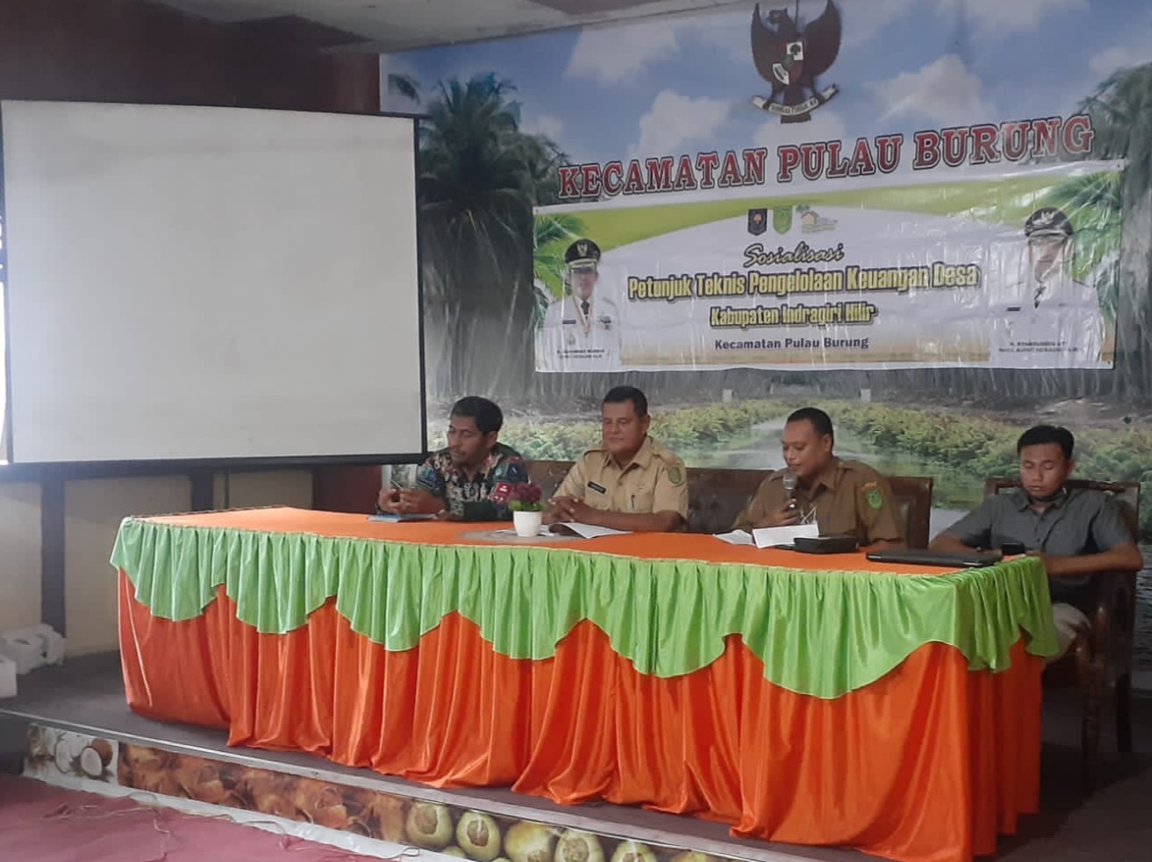 Faskab DMIJ Plus Terintegrasi dan Dinas PMD Inhil Gelar Sosialisasi ke 14 Desa se-Kecamatan Pulau Burung