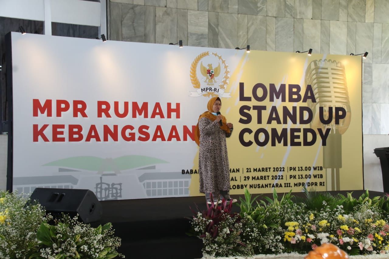 Lomba Stand Up Comedy Kritik MPR