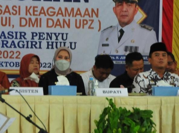 Bupati Rezita Hadiri Pengukuhan Pengurus Organisasi Keagamaan Kecamatan Pasir Penyu