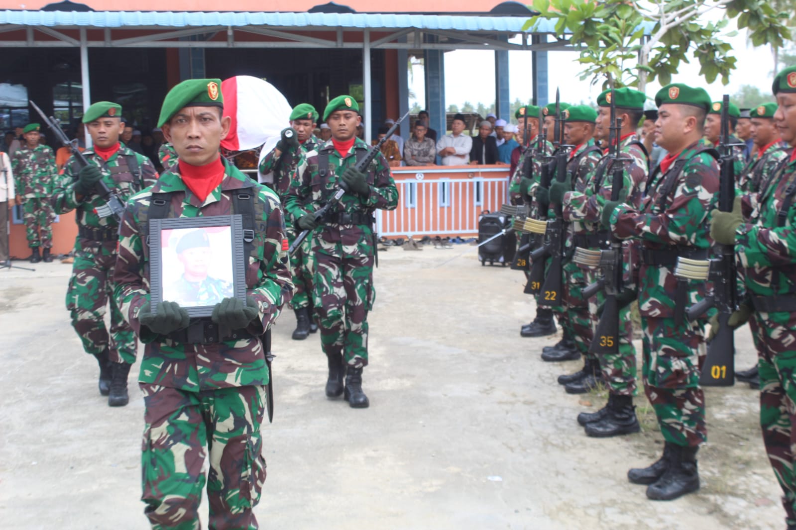 Dandim 0314/Inhil Pimpin Upacara Pemakaman Militer Terhadap Purn TNI AD