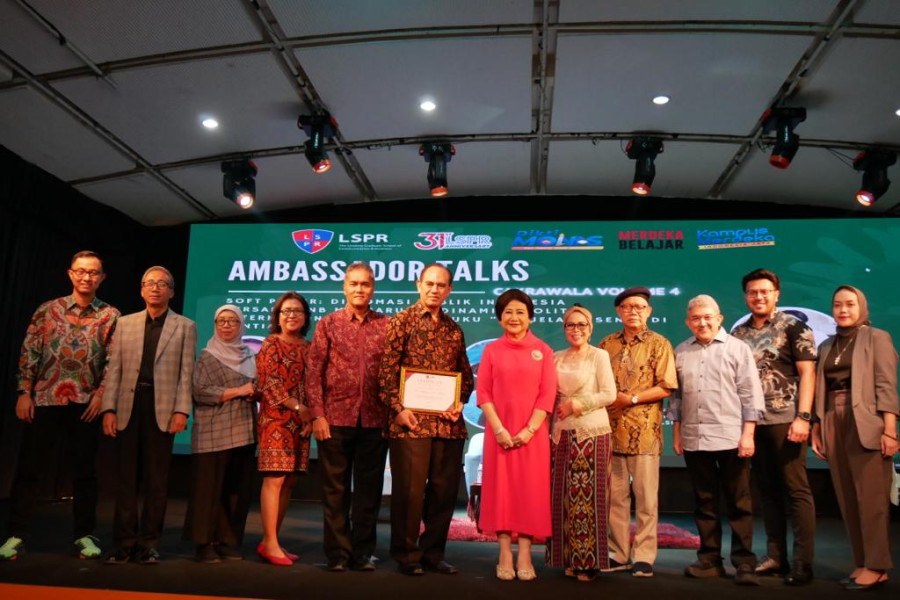 Forum Diskusi Ambassador Talks Vol 4 Soft Power: Diplomasi Publik Indonesia Bersama Gerakan Non Blok Mengarungi Dinamika Politik Internasional dan Bedah Buku