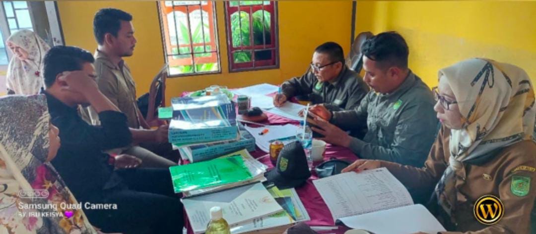 Tim Fasilitator DMIJ Gelar Monitoring dan Evaluasi Serta Pembinaan Peningkatan Pengawasan Pengendalian Keuangan Desa di Desa Bakau Aceh