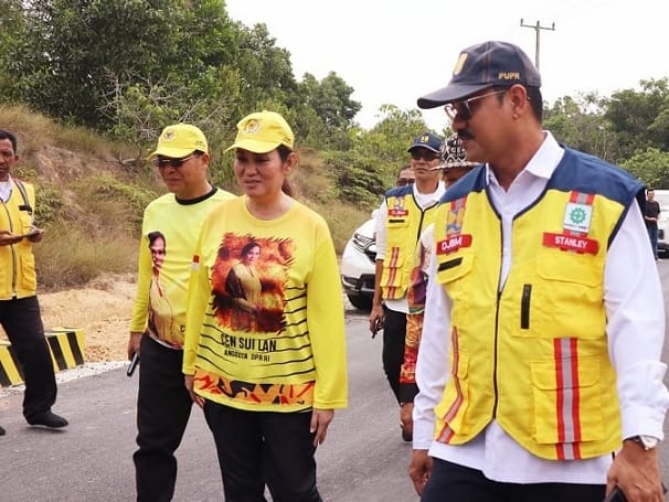 Cen Sui Lan Resmikan Jalan Menuju Pemakaman Tionghoa di Tanjung Sawang
