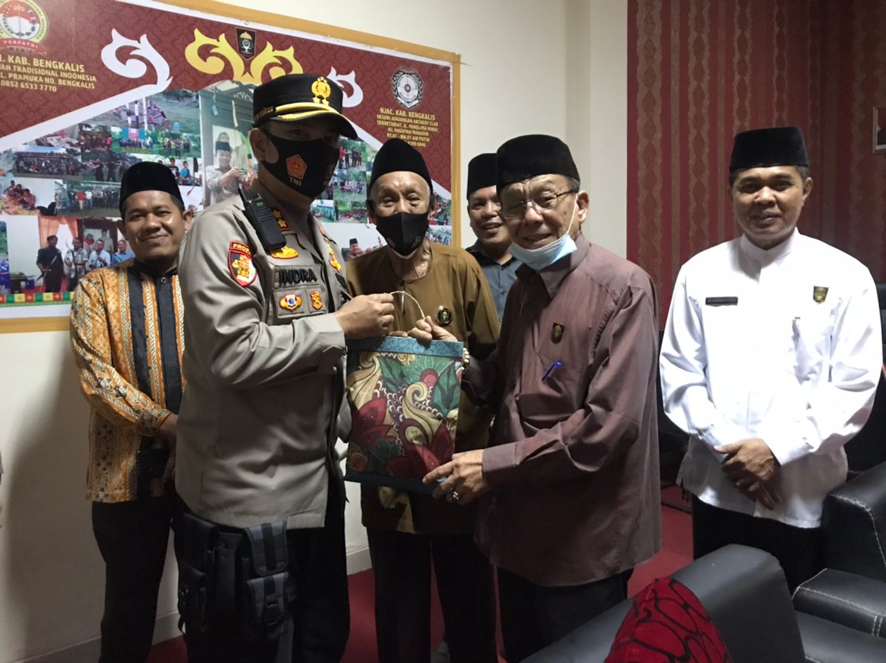 Kapolres Bengkalis AKBP Indra Wijatmiko Jalin Silaturahmi Bersama Ketua LAMR