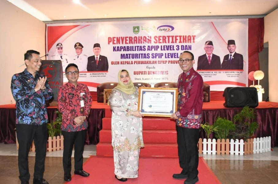 Pemkab Bengkalis Raih 3 Sertifikat Sekaligus dari Perwakilan BPKP Provinsi Riau