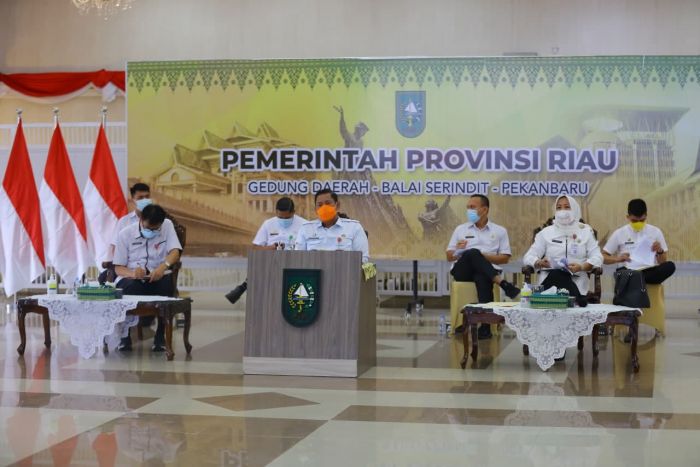 Asisten I Setdaprov Riau Hadiri Rakor Pemantapan Pelaksanaan Pelantikan Bupati/Wali Kota Pilkada 2020