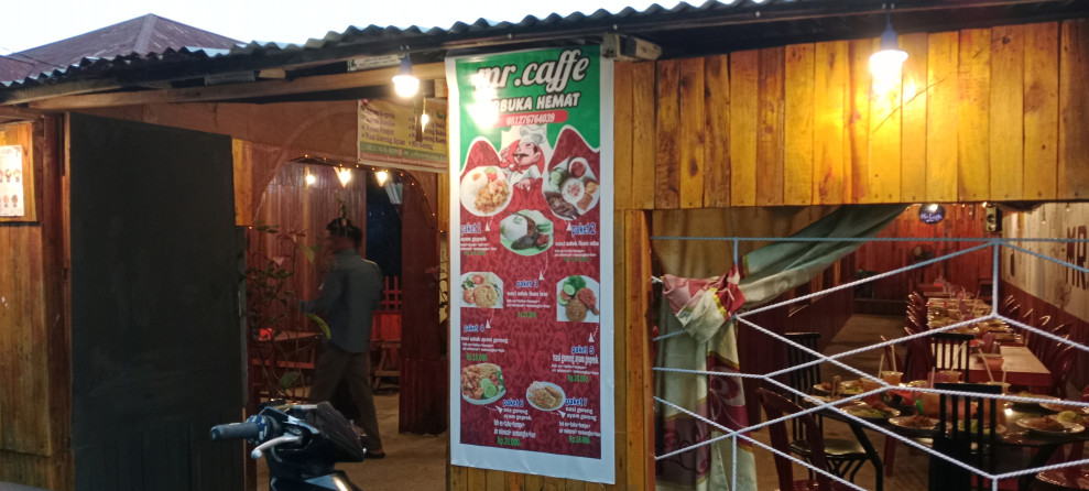 Mr Cafe Tempatnya Bukber Dengan Harga Ekonomis di Kota Tembilahan