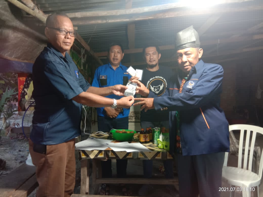 Pererat Silaturahmi, Ketua DPD NasDem Inhil H Taufik Hidayad Turun Langsung ke Beberapa Kecamatan dan Desa di Kecamatan Keritang dan Kemuning